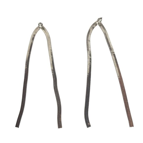 Elegant Silver Tone Herringbone Dangle Drop Earrings Shiny Fashion Jewelry - Picture 2 of 2